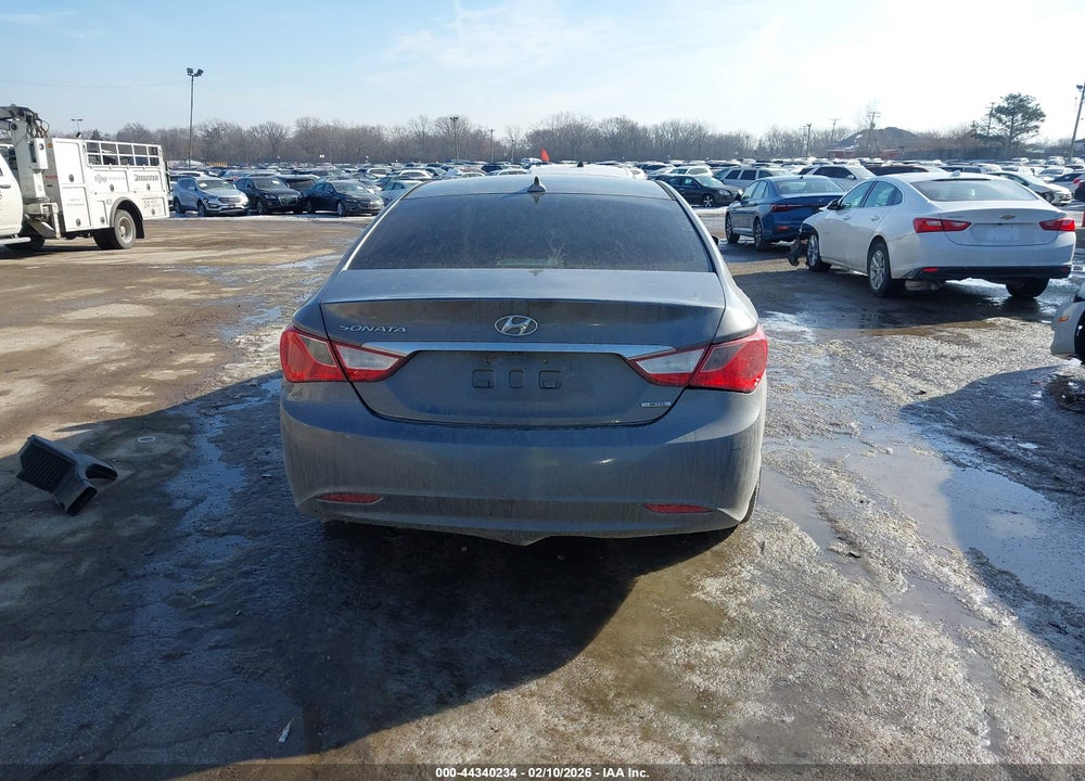 2014 HYUNDAI SONATA GLS VIN: 5NPEB4AC6EH857174