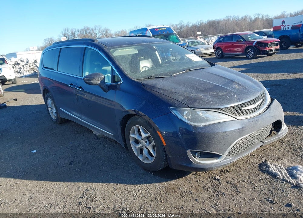 2017 CHRYSLER PACIFICA TOURING-L VIN: 2C4RC1BG5HR571841