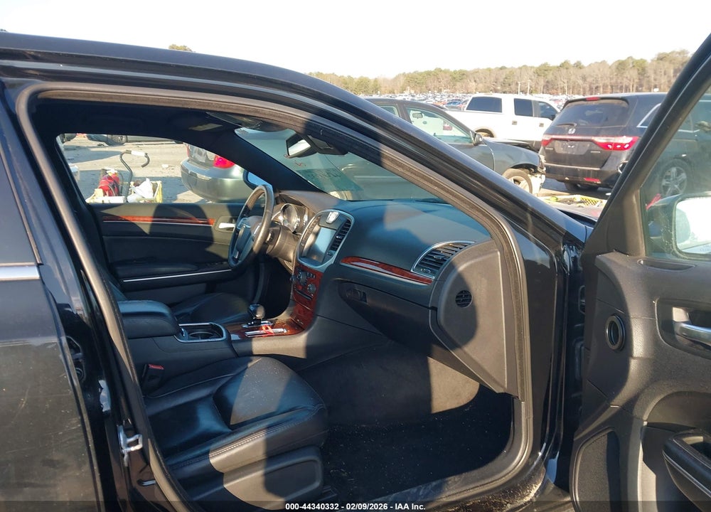 2013 CHRYSLER 300 MOTOWN VIN: 2C3CCAAG4DH574984