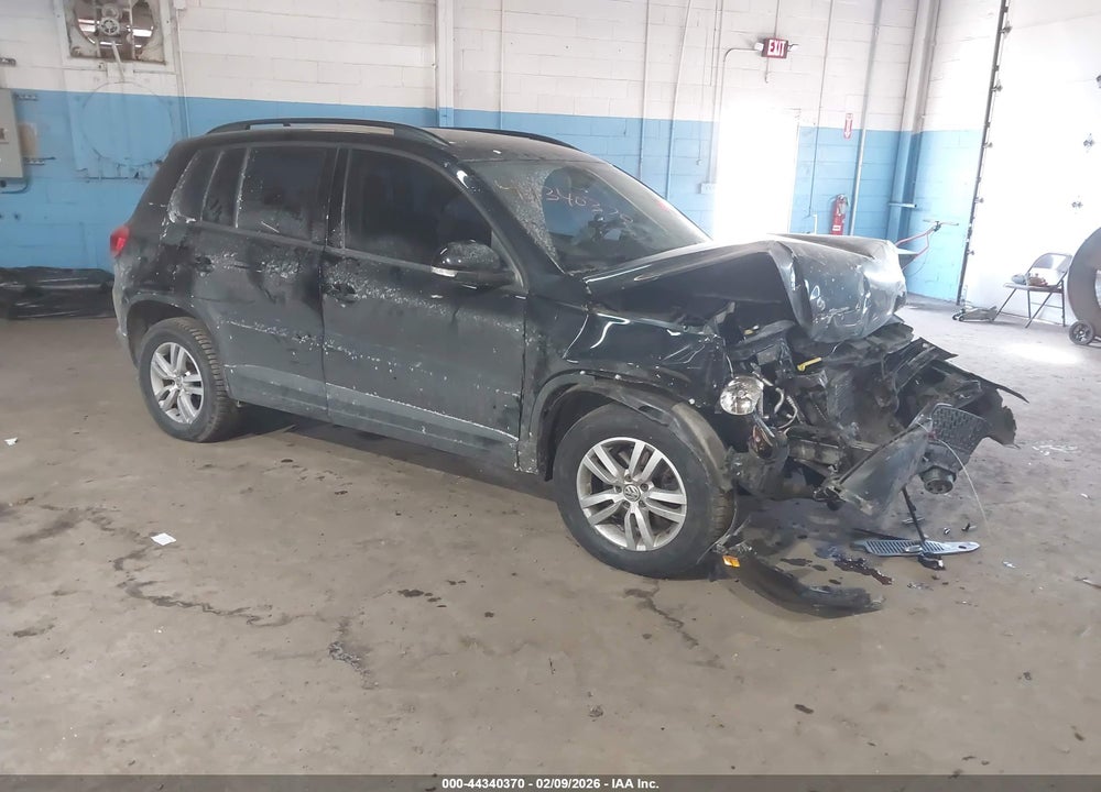 2015 VOLKSWAGEN TIGUAN S VIN: WVGAV7AX5FW614957