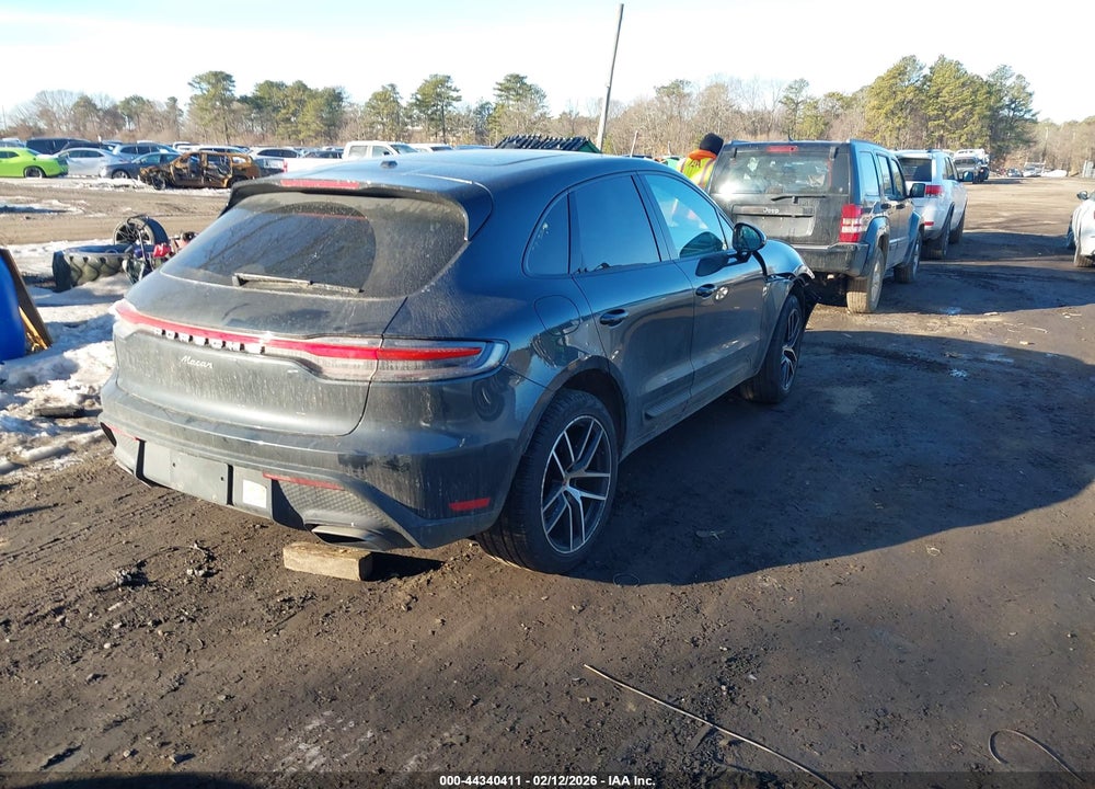 2024 PORSCHE MACAN T VIN: WP1AA2A59RLB11342