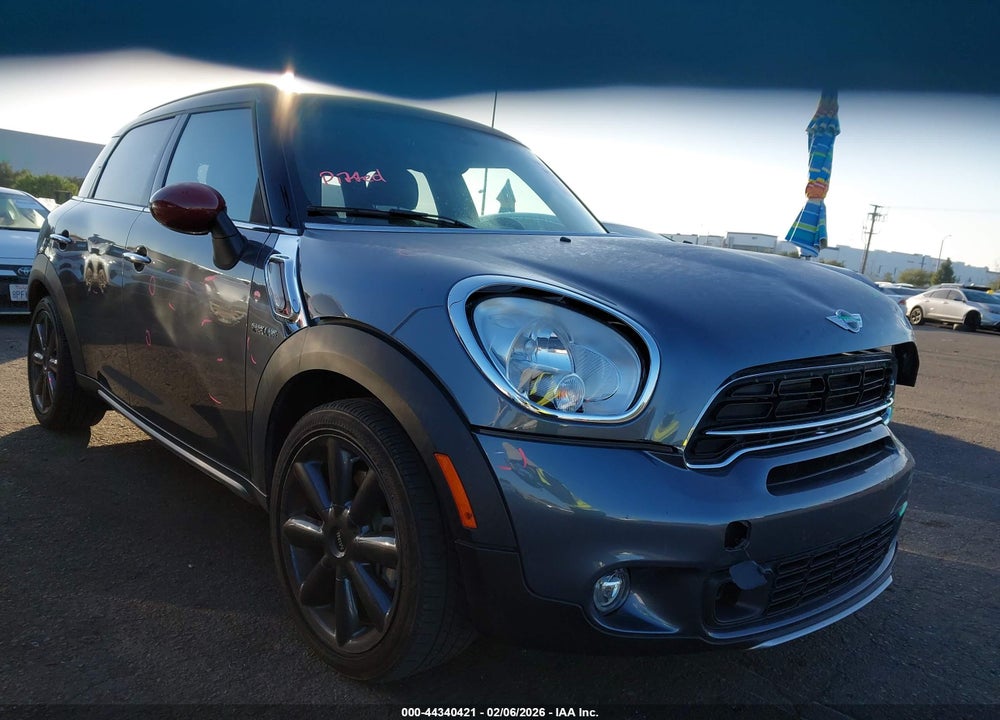 2016 MINI COUNTRYMAN COOPER S VIN: WMWZC3C58GWT10537