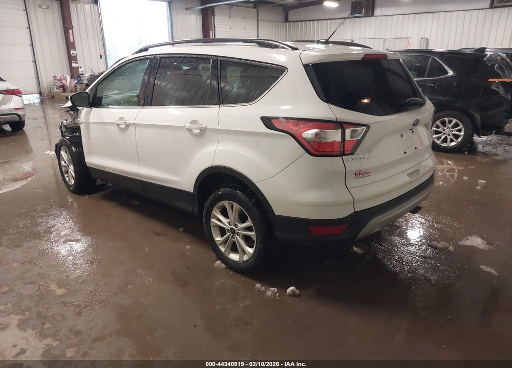2018 FORD ESCAPE SE VIN: 1FMCU9GD0JUB46273