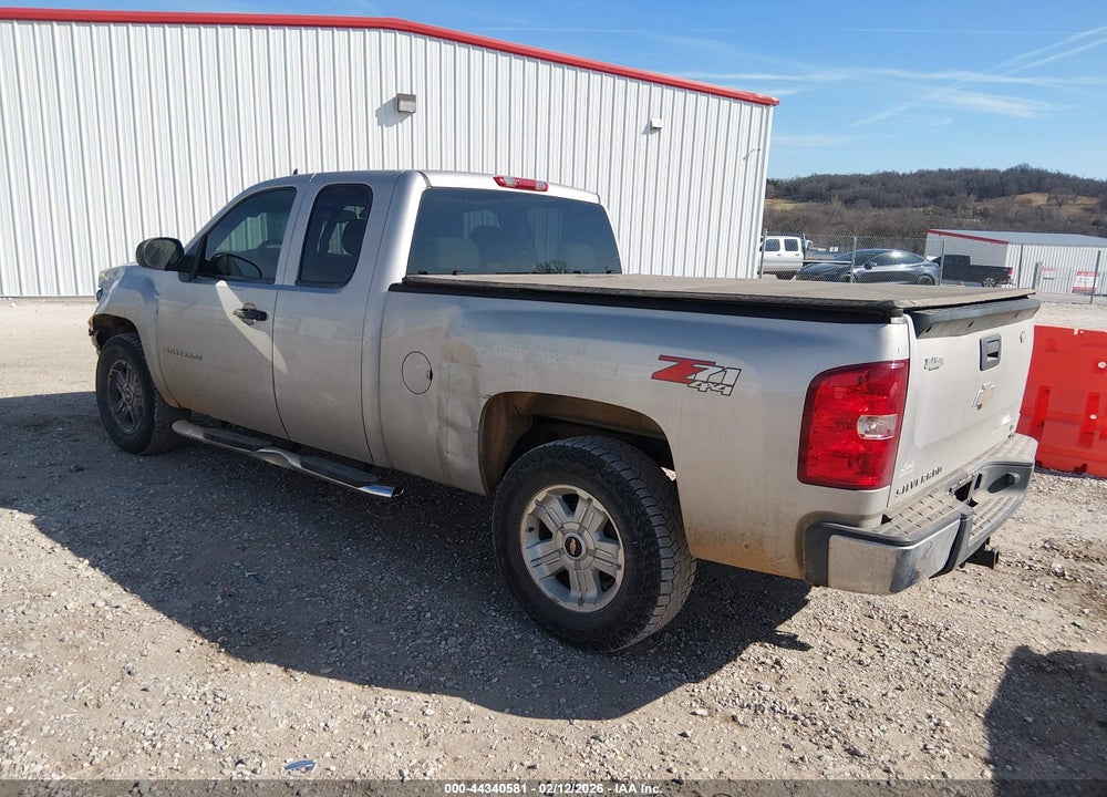 2008 CHEVROLET SILVERADO 1500 LT1 VIN: 2GCEK19J281222685