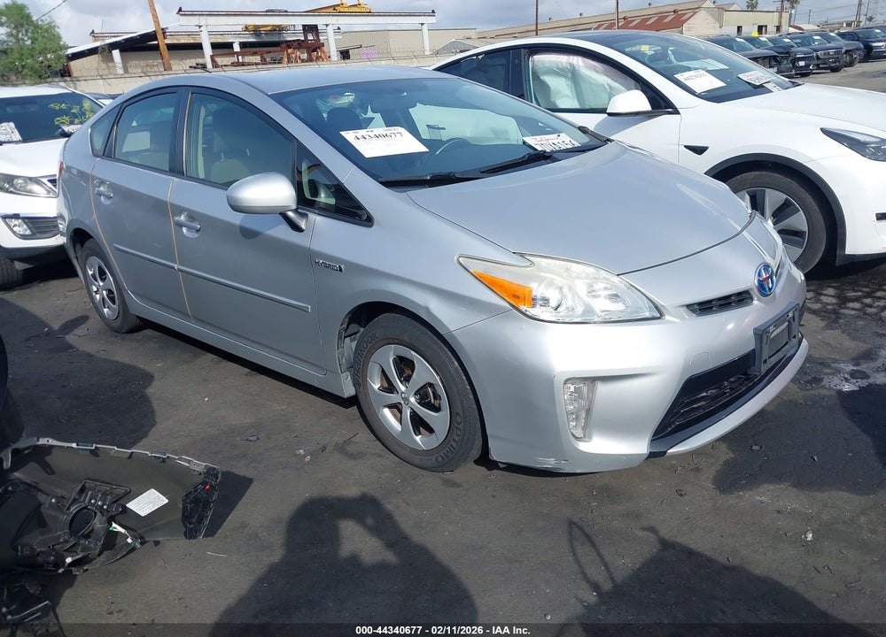 2014 TOYOTA PRIUS THREE VIN: JTDKN3DU6E1747743