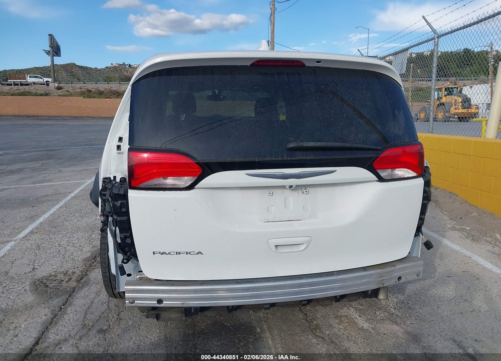 2017 CHRYSLER PACIFICA TOURING VIN: 2C4RC1DG1HR522147