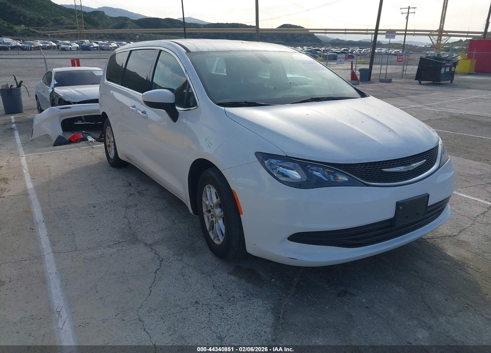 2017 CHRYSLER PACIFICA TOURING VIN: 2C4RC1DG1HR522147