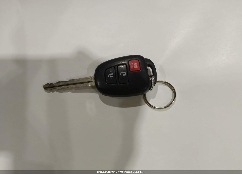 2016 TOYOTA RAV4 LE VIN: 2T3BFREVXGW503377