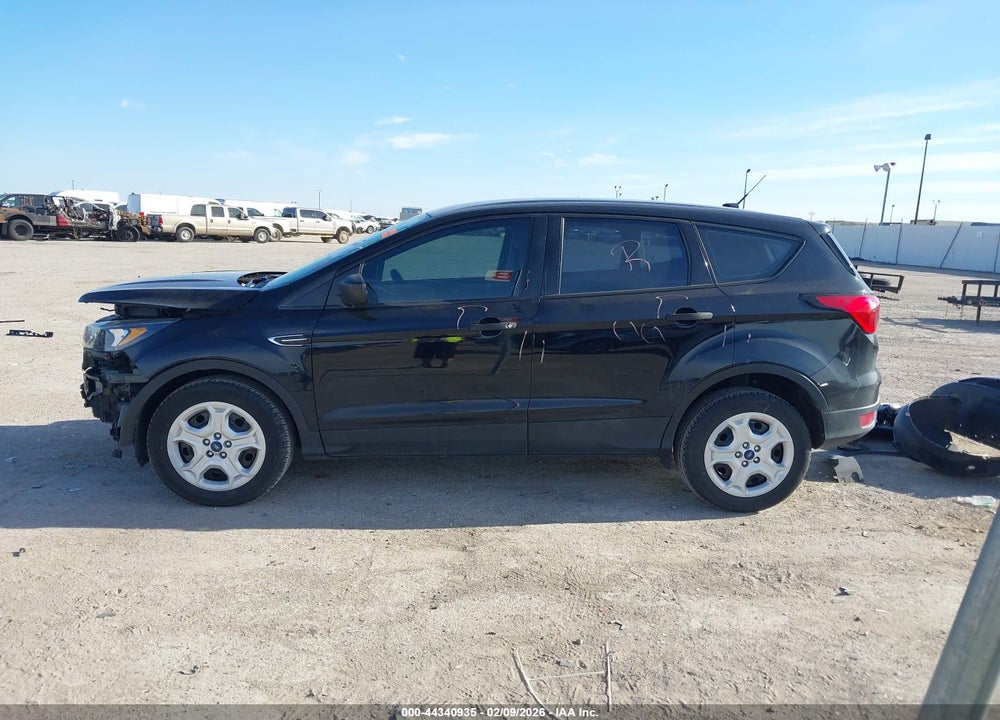 2019 FORD ESCAPE S VIN: 1FMCU0F70KUA34341