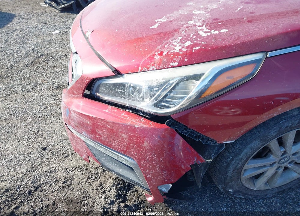 2015 HYUNDAI SONATA SE VIN: 5NPE24AF2FH208872