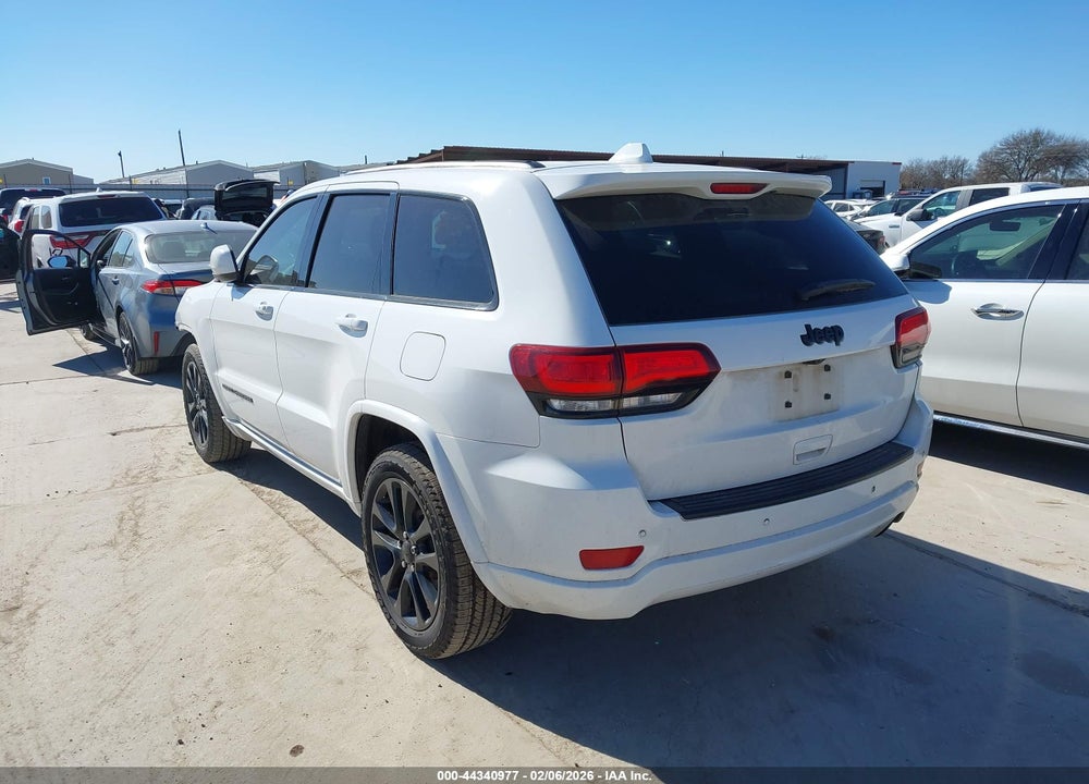 2019 JEEP GRAND CHEROKEE ALTITUDE 4X2 VIN: 1C4RJEAG5KC572423