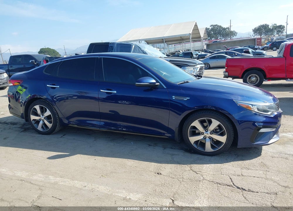 2020 KIA OPTIMA S VIN: 5XXGT4L36LG401493
