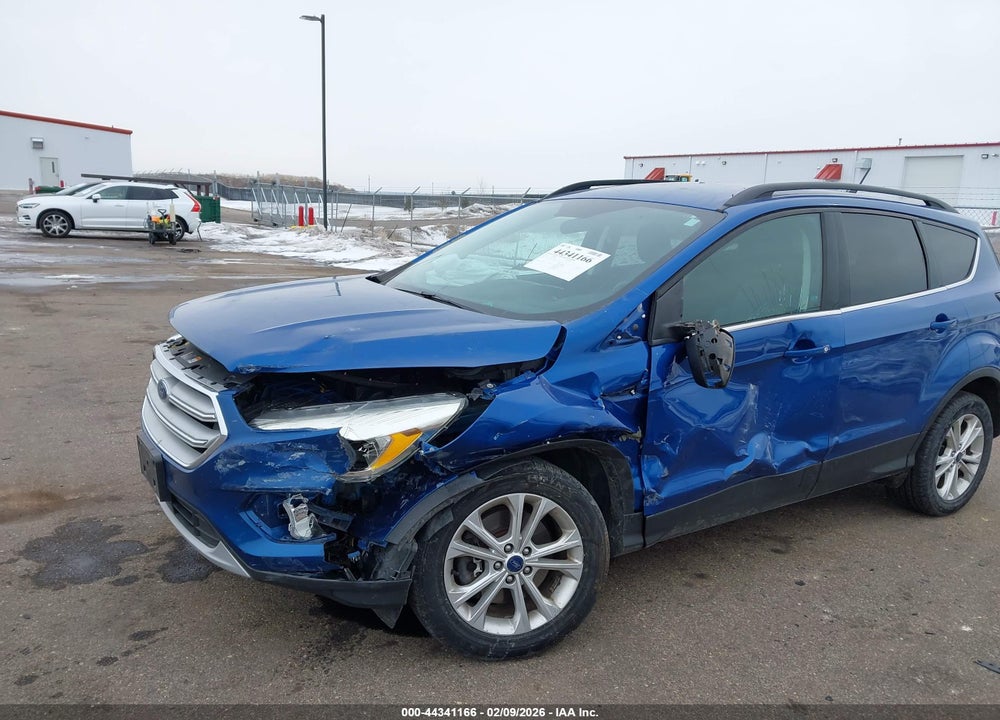 2018 FORD ESCAPE SE VIN: 1FMCU9GD5JUA31099