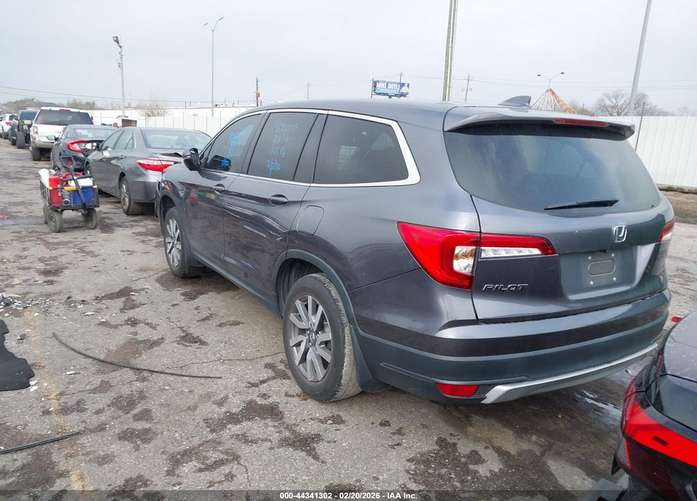 2021 HONDA PILOT 2WD EX-L VIN: 5FNYF5H56MB046146