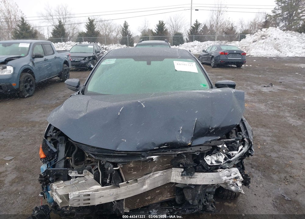 2018 HONDA CIVIC LX VIN: 19XFC2F53JE026679
