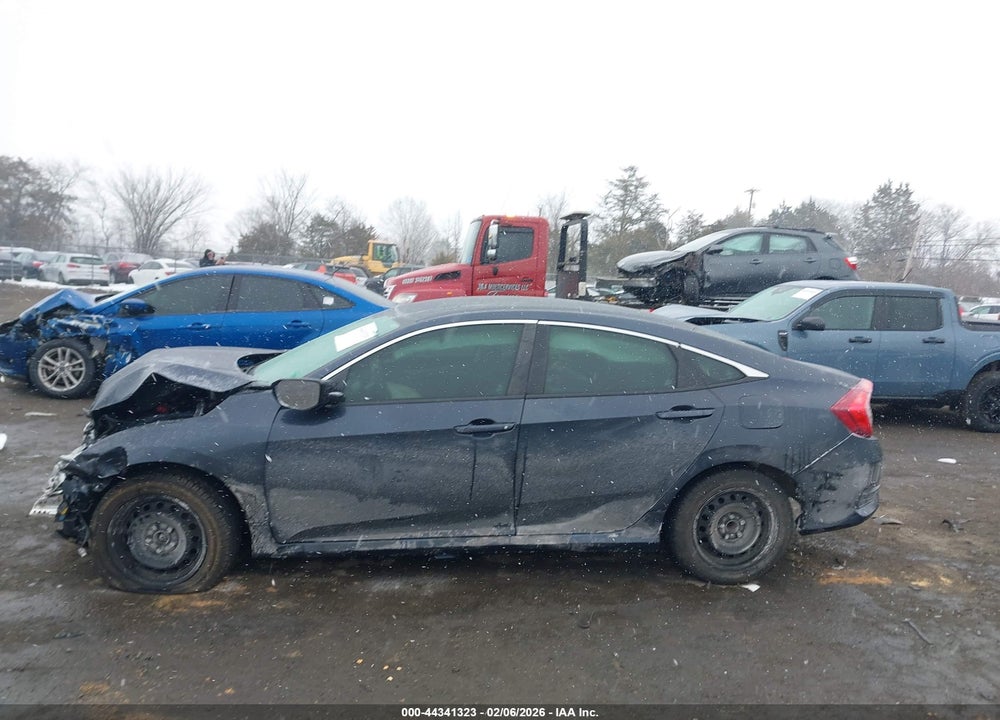 2018 HONDA CIVIC LX VIN: 19XFC2F53JE026679