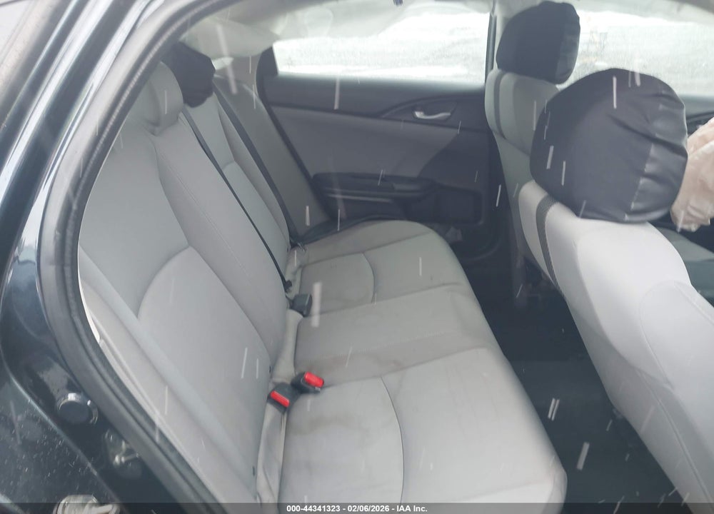2018 HONDA CIVIC LX VIN: 19XFC2F53JE026679