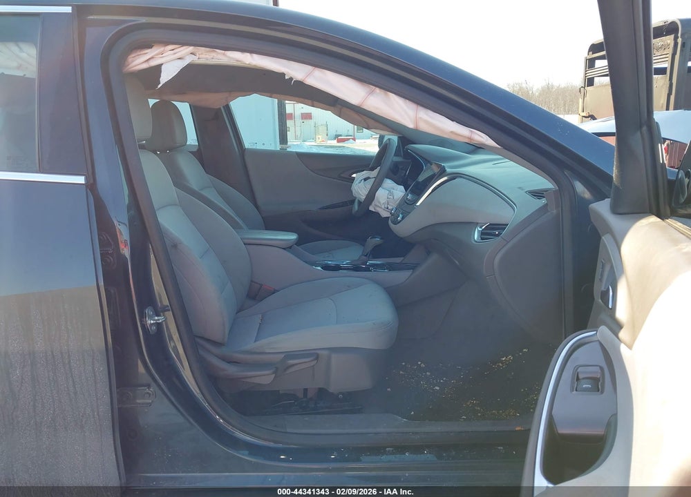 2019 CHEVROLET MALIBU LT VIN: 1G1ZD5ST8KF106771