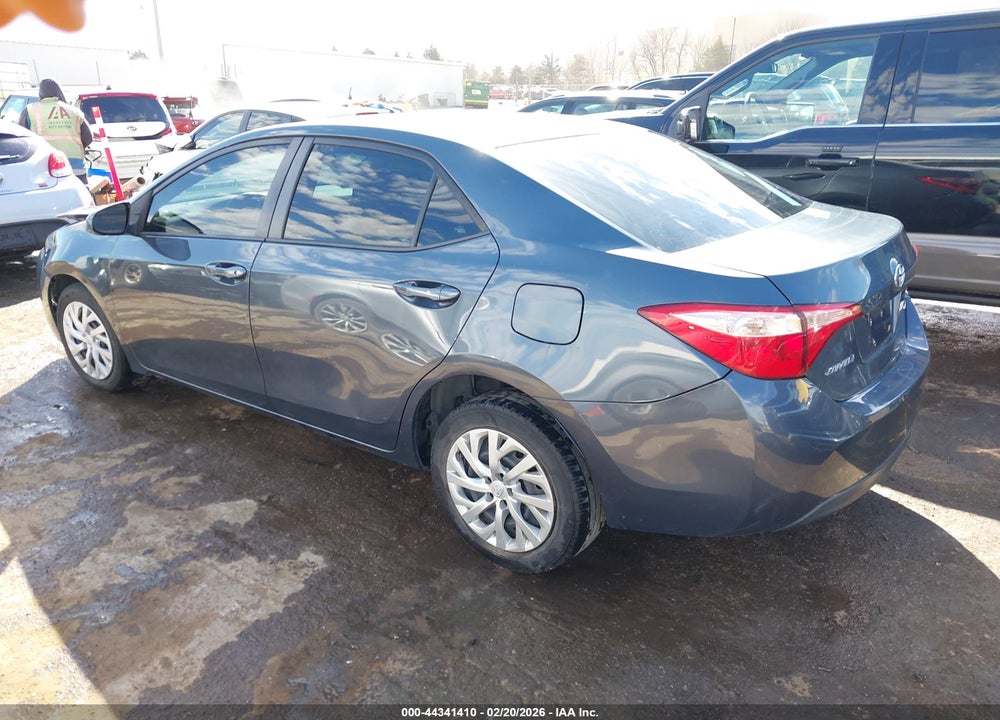 2018 TOYOTA COROLLA LE VIN: 5YFBURHEXJP760123