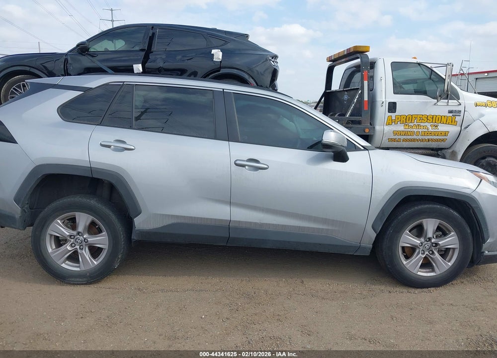 2022 TOYOTA RAV4 XLE VIN: 2T3W1RFV9NW234204