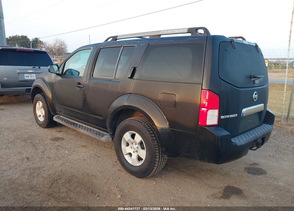 2005 NISSAN PATHFINDER SE VIN: 5N1AR18U35C711006