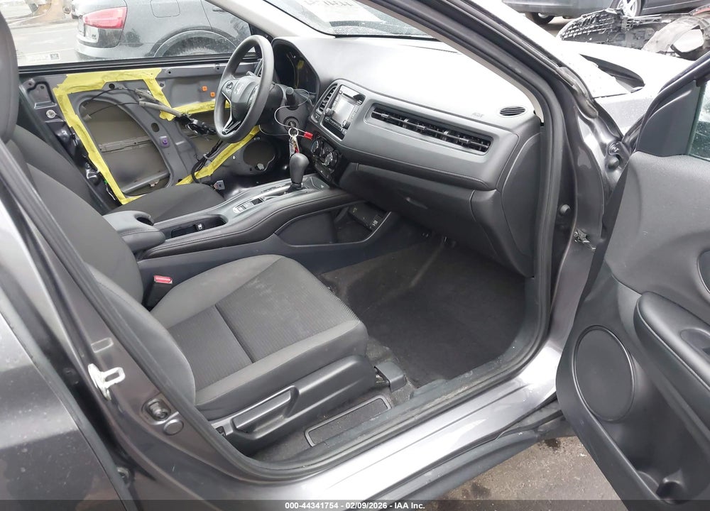 2021 HONDA HR-V AWD LX VIN: 3CZRU6H34MM701182