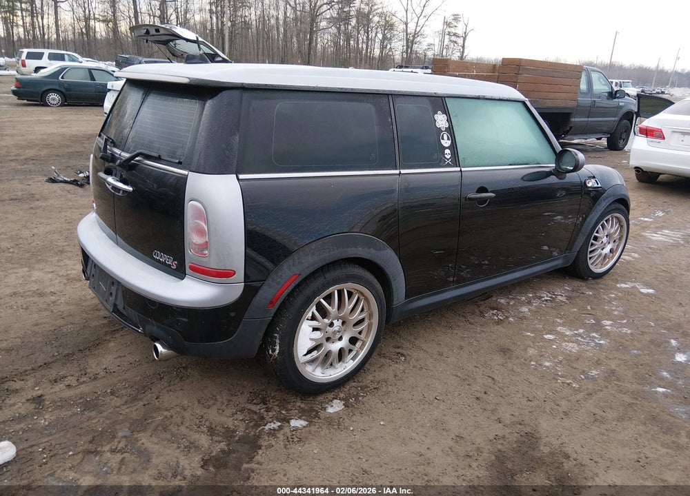 2014 MINI CLUBMAN COOPER S VIN: WMWZG3C55ET800209