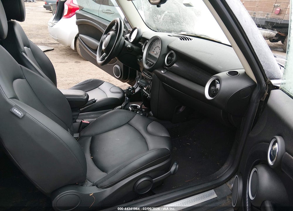 2014 MINI CLUBMAN COOPER S VIN: WMWZG3C55ET800209