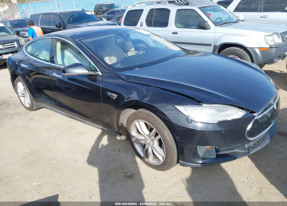 2015 TESLA MODEL S 60/70/85 VIN: 5YJSA1H18FF096477