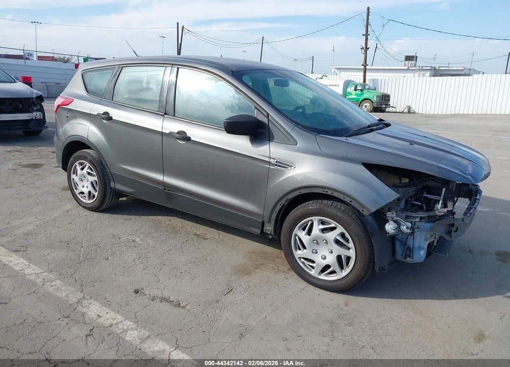 2014 FORD ESCAPE S VIN: 1FMCU0F72EUB47907