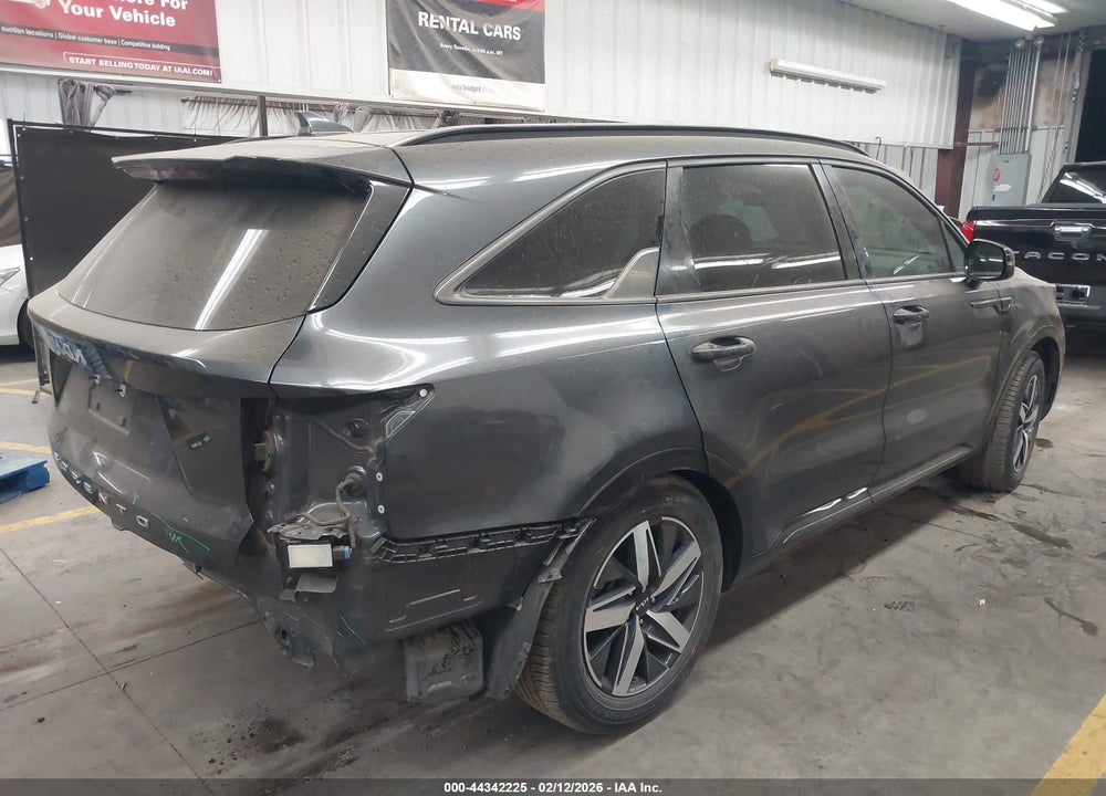 2022 KIA SORENTO EX VIN: 5XYRH4LFXNG076074