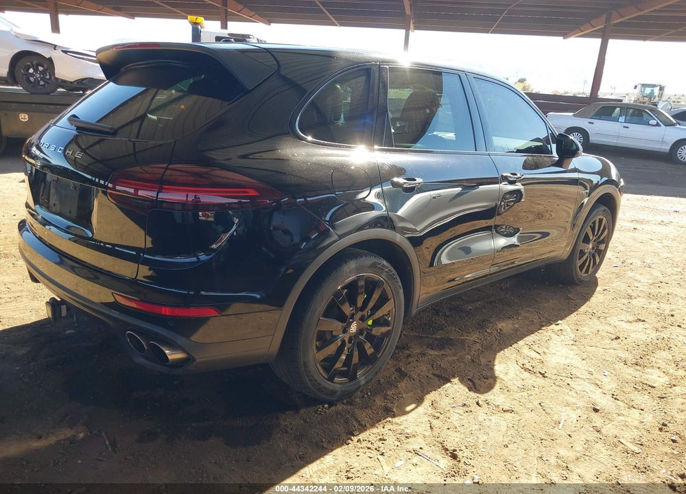 2015 PORSCHE CAYENNE E-HYBRID S VIN: WP1AE2A28FLA52533