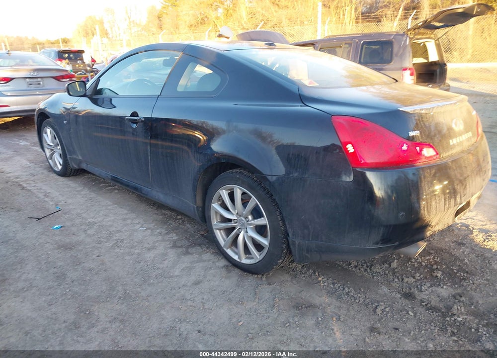 2015 INFINITI Q60 VIN: JN1CV6EL8FM890966