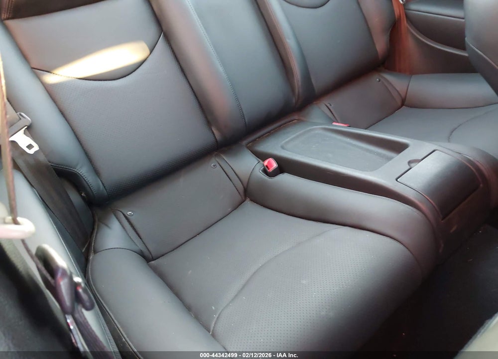 2015 INFINITI Q60 VIN: JN1CV6EL8FM890966