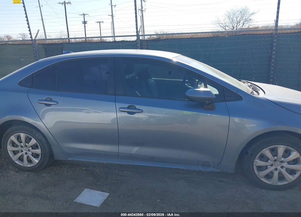 2020 TOYOTA COROLLA LE VIN: JTDEPRAE6LJ108461