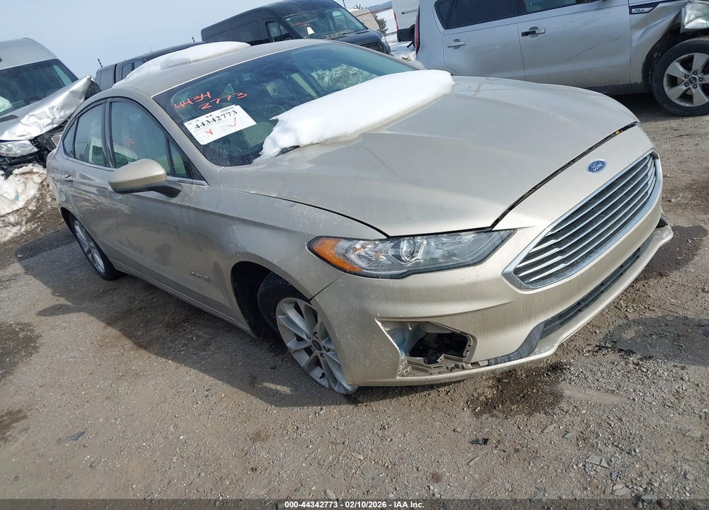 2019 FORD FUSION HYBRID SE VIN: 3FA6P0LU9KR255162