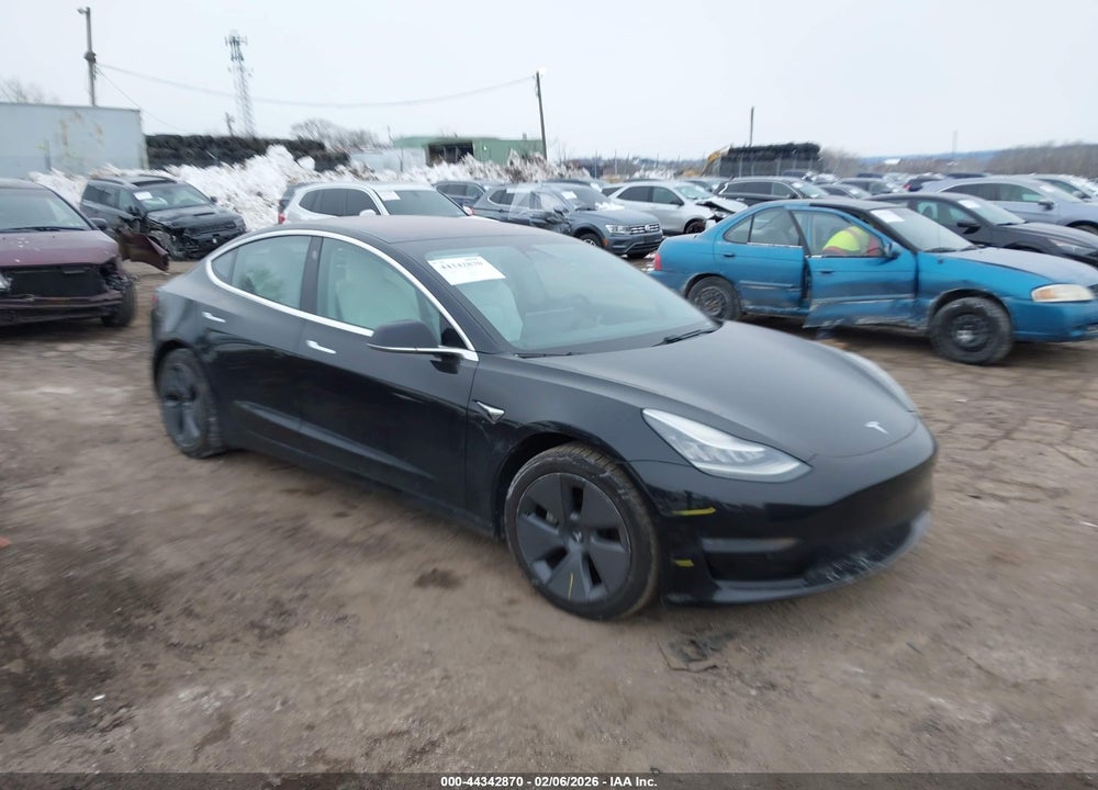 2018 TESLA MODEL 3 LONG RANGE/PERFORMANCE VIN: 5YJ3E1EB2JF085439