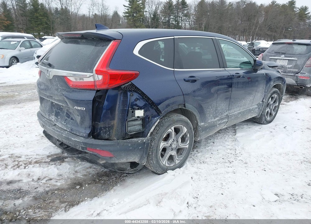 2018 HONDA CR-V EX VIN: 7FARW2H52JE087263