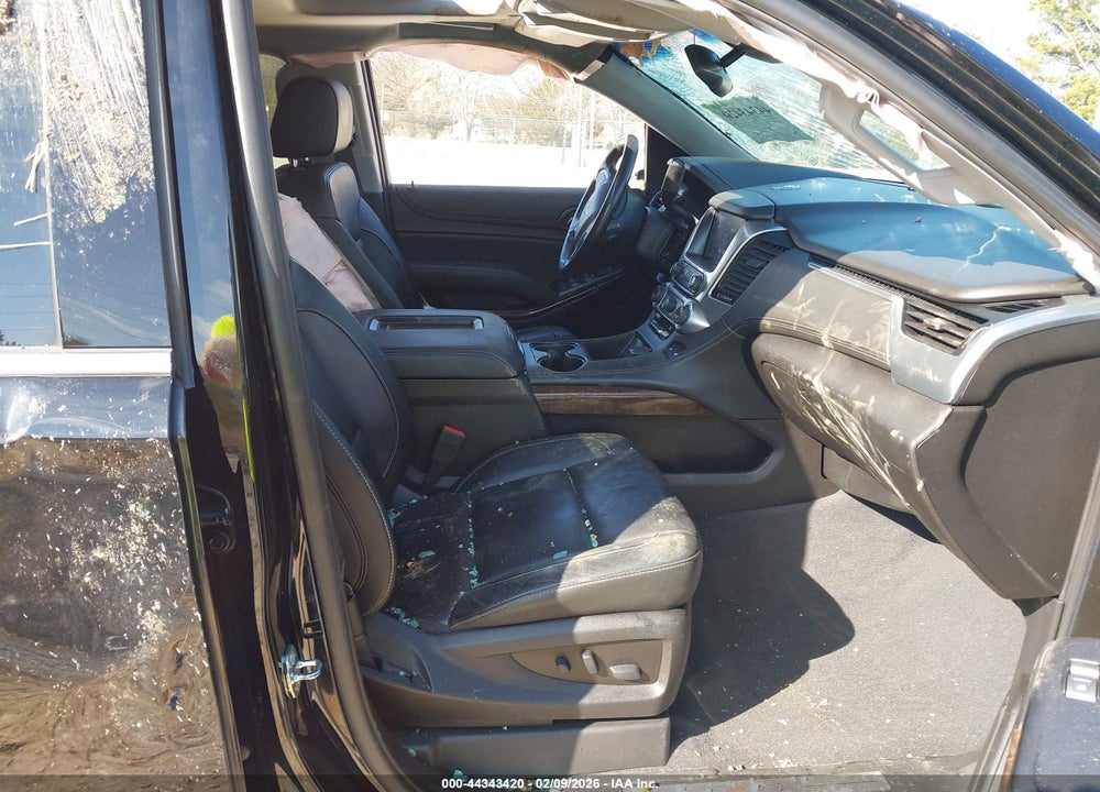 2019 CHEVROLET TAHOE LT VIN: 1GNSKBKC9KR261235