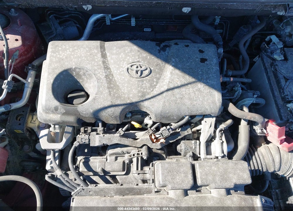 2021 TOYOTA RAV4 XLE PREMIUM VIN: JTMA1RFV2MD531627