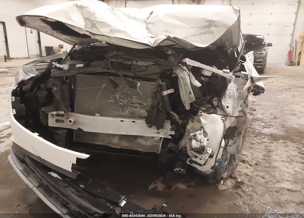 2022 BUICK ENVISION FWD ESSENCE VIN: LRBFZNR47ND163715