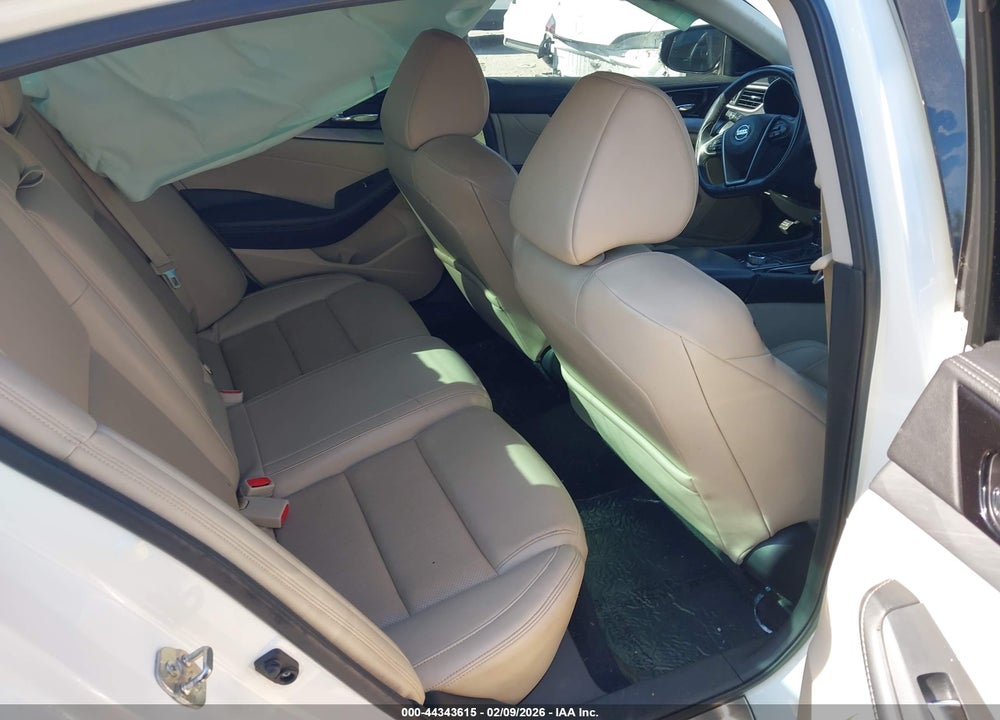 2016 NISSAN MAXIMA 3.5 SL VIN: 1N4AA6AP5GC387983