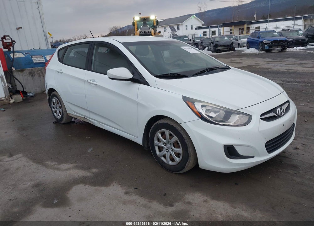 2014 HYUNDAI ACCENT GS VIN: KMHCT5AE8EU188273