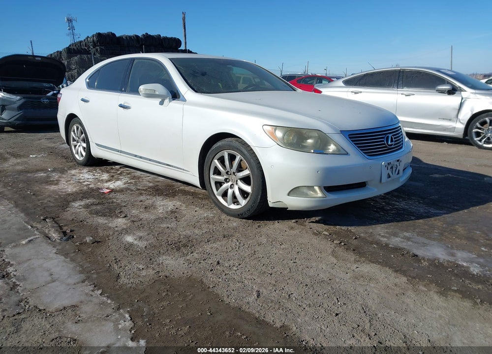 2007 LEXUS LS 460 VIN: JTHBL46F975039667