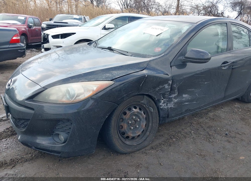 2013 MAZDA 3 I SPORT VIN: JM1BL1U84D1702568