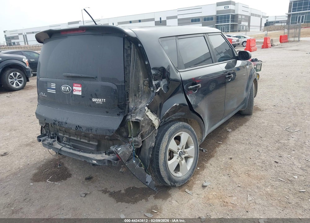 2018 KIA SOUL BASE VIN: KNDJN2A27J7519430
