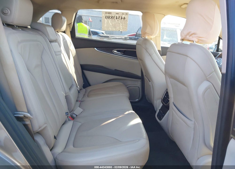 2019 LINCOLN NAUTILUS SELECT VIN: 2LMPJ8K93KBL28102
