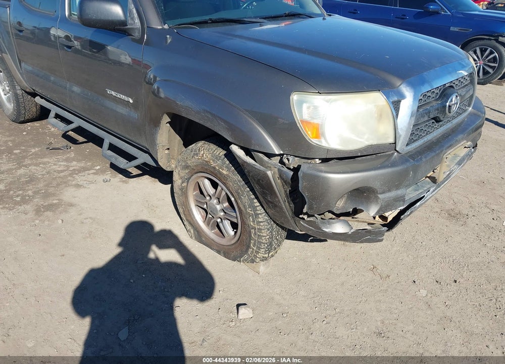 2011 TOYOTA TACOMA PRERUNNER V6 VIN: 5TFJU4GN4BX011983
