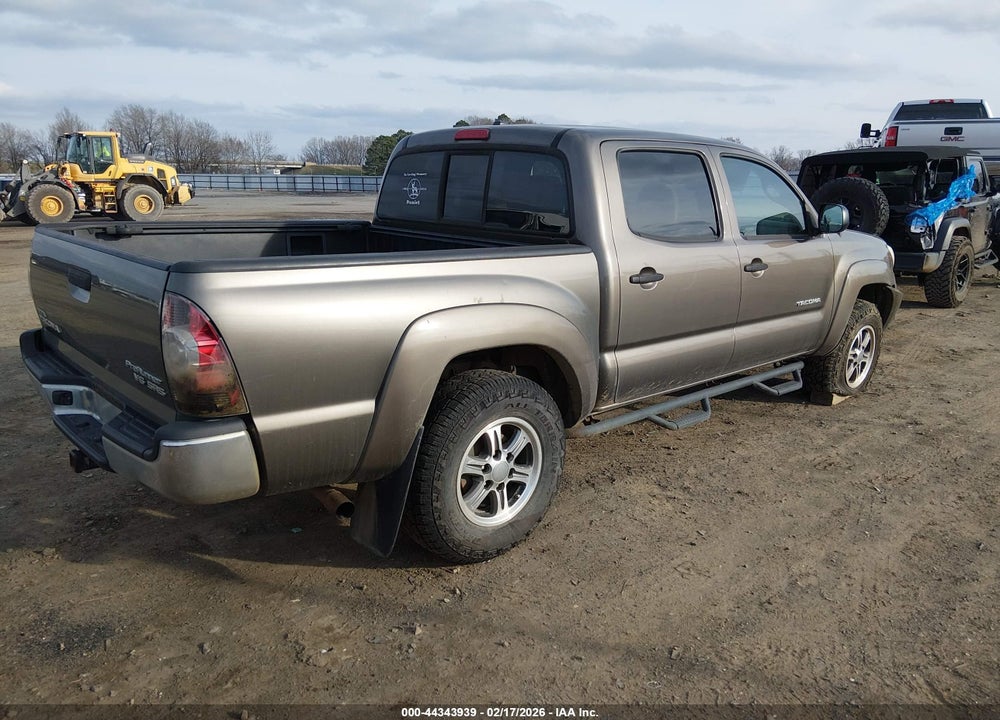 2011 TOYOTA TACOMA PRERUNNER V6 VIN: 5TFJU4GN4BX011983