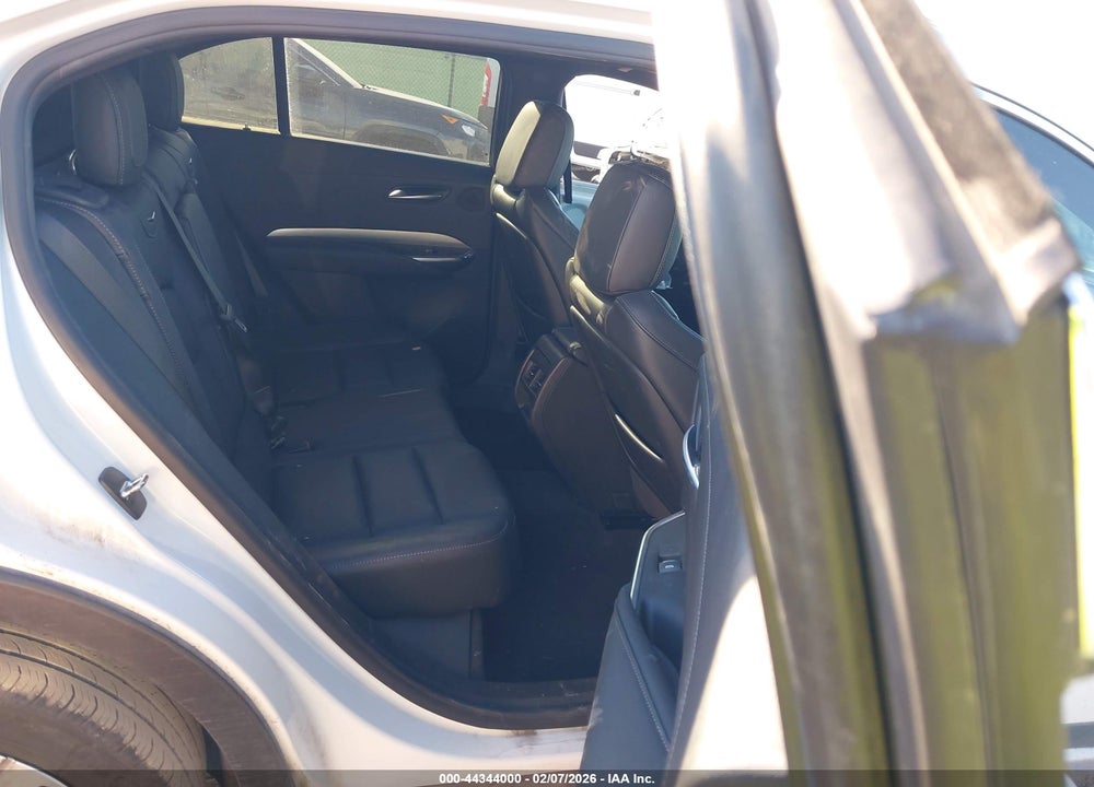 2023 CADILLAC XT4 FWD PREMIUM LUXURY VIN: 1GYFZCR47PF102047